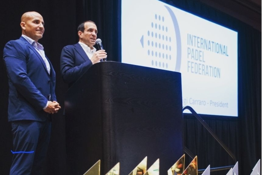 Le président de l’Association de Padel des USA se retire de son poste